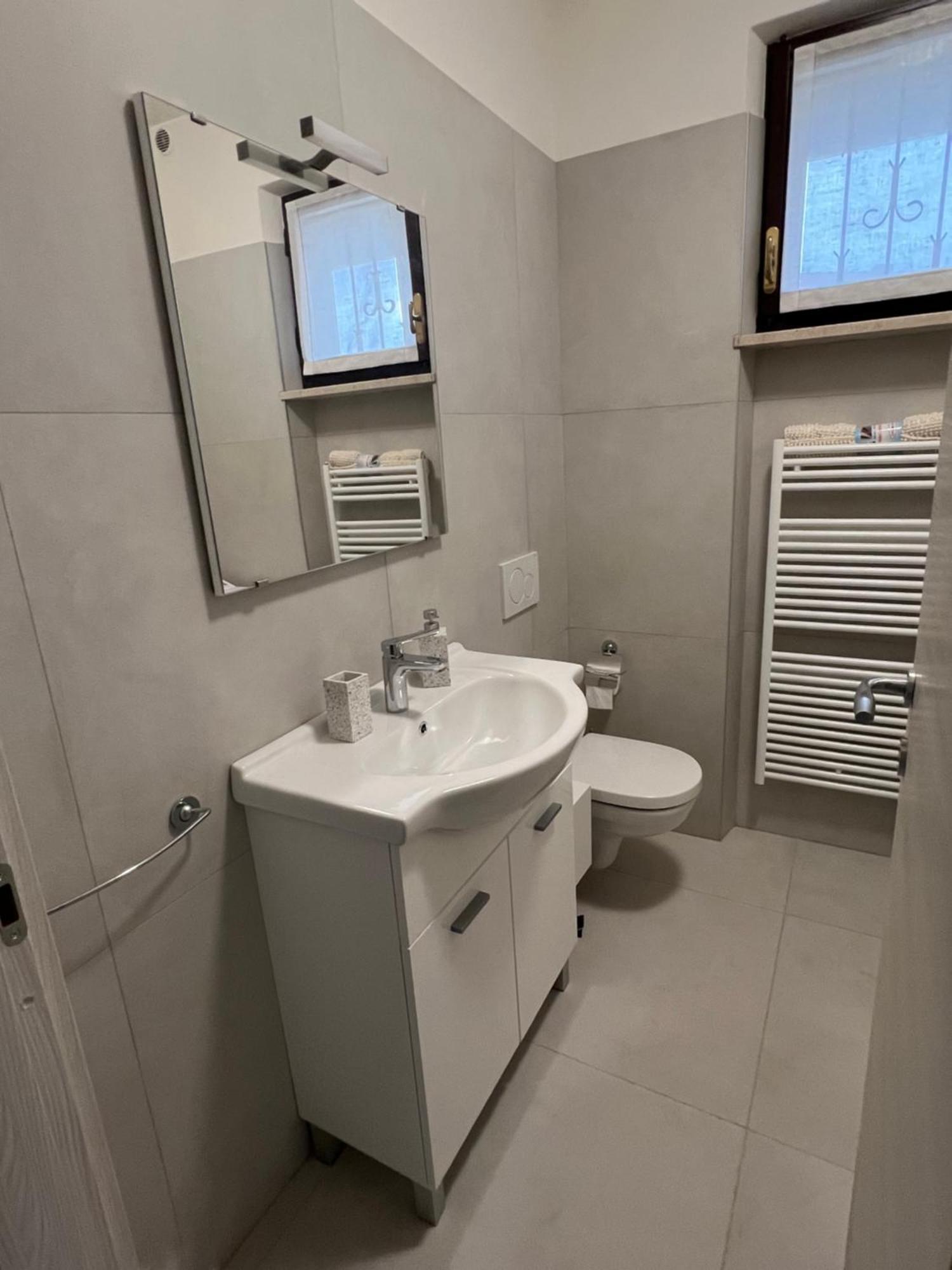 Apartamento La Vela Sirmione Exterior foto