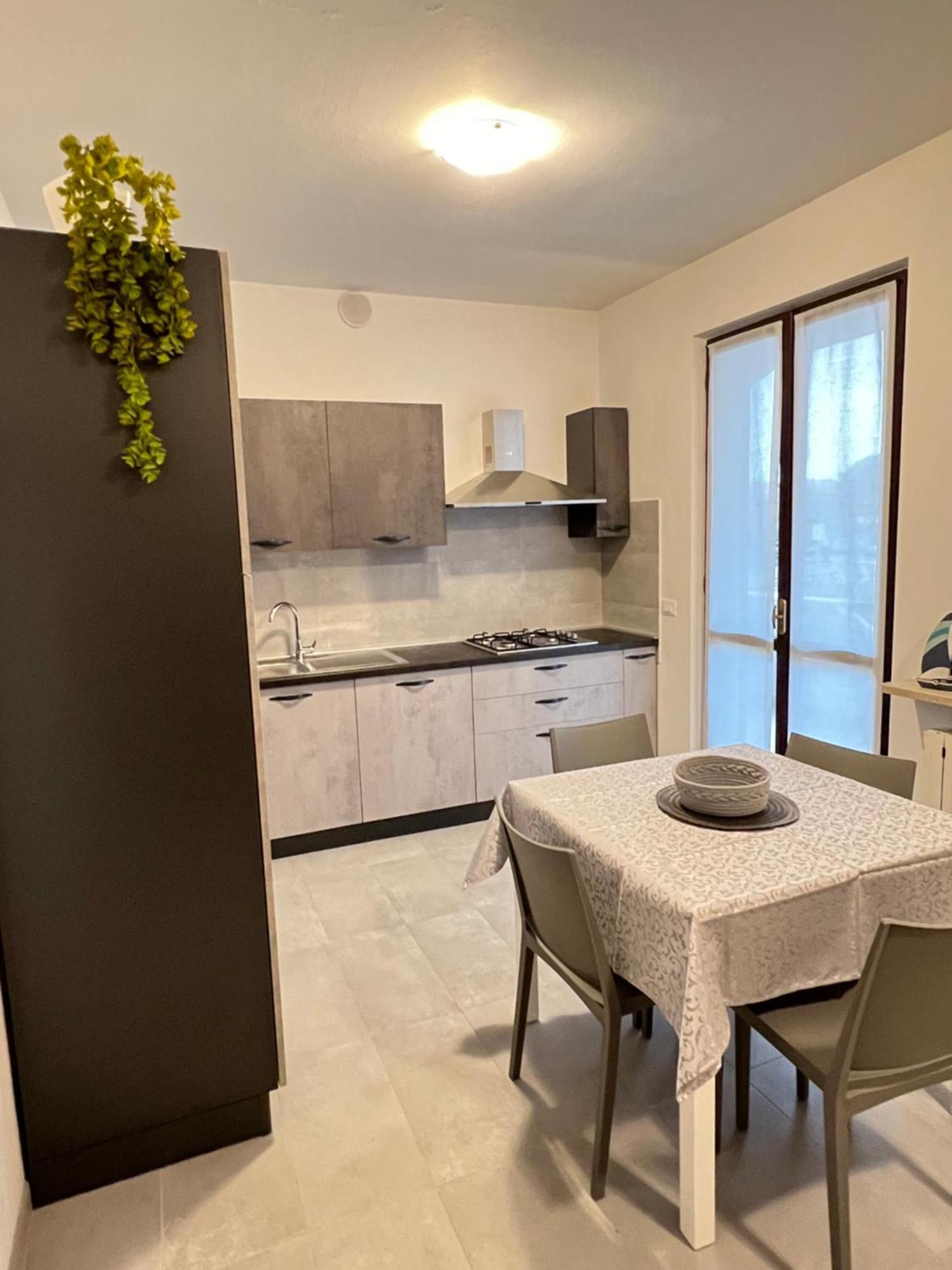 Apartamento La Vela Sirmione Exterior foto